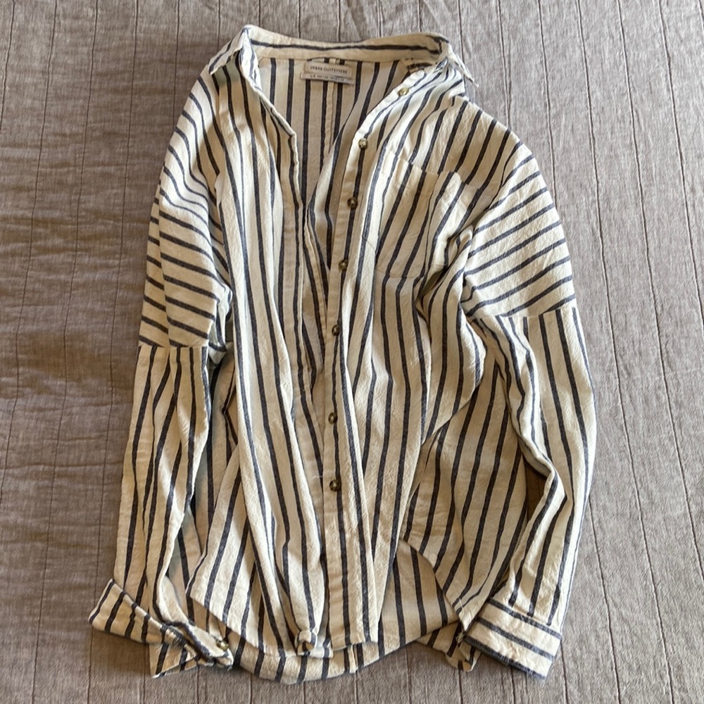 Urban outfitters Button Up